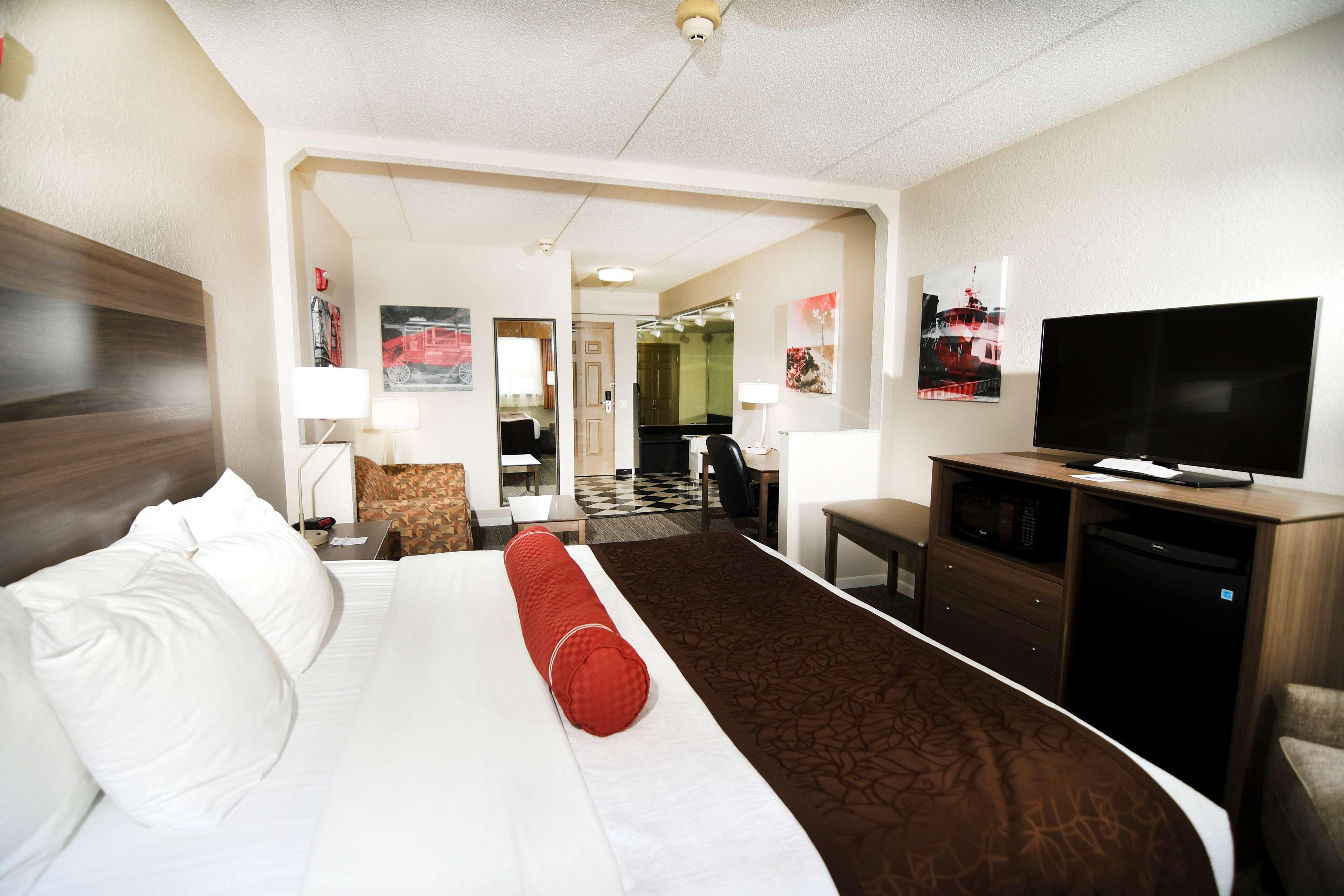 Best Western Plus Sandusky Hotel & Suites מראה חיצוני תמונה